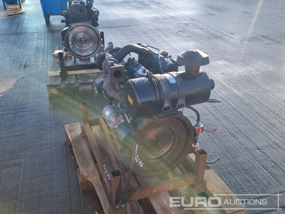 Kubota V2003T - المحرك: صور 3 Kubota V2003T - المحرك: صور 3