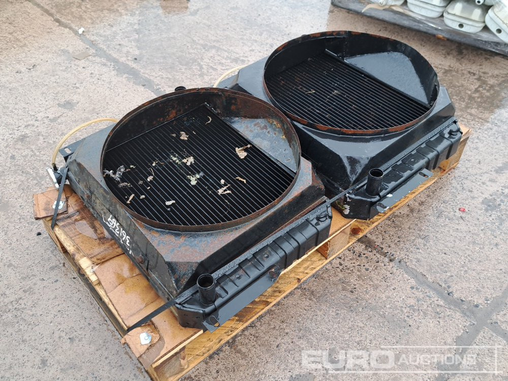 Machine Radiator (2 of) - معدات البناء: صور 3 Machine Radiator (2 of) - معدات البناء: صور 3