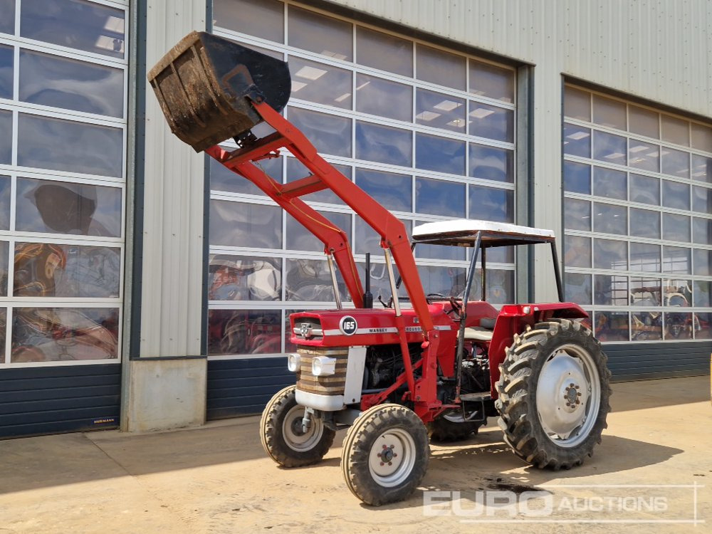 Massey Ferguson MF165 - جرار: صور 1 Massey Ferguson MF165 - جرار: صور 1