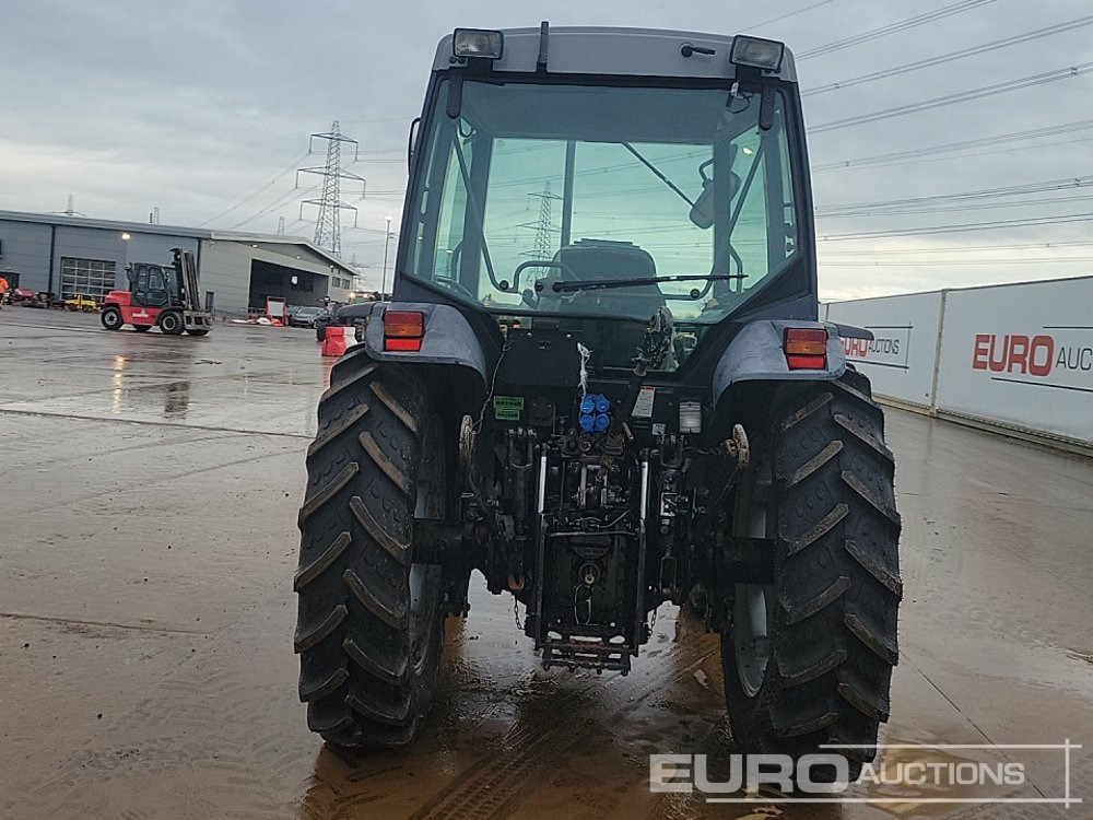 Massey Ferguson MF2210-4 - جرار: صور 4 Massey Ferguson MF2210-4 - جرار: صور 4