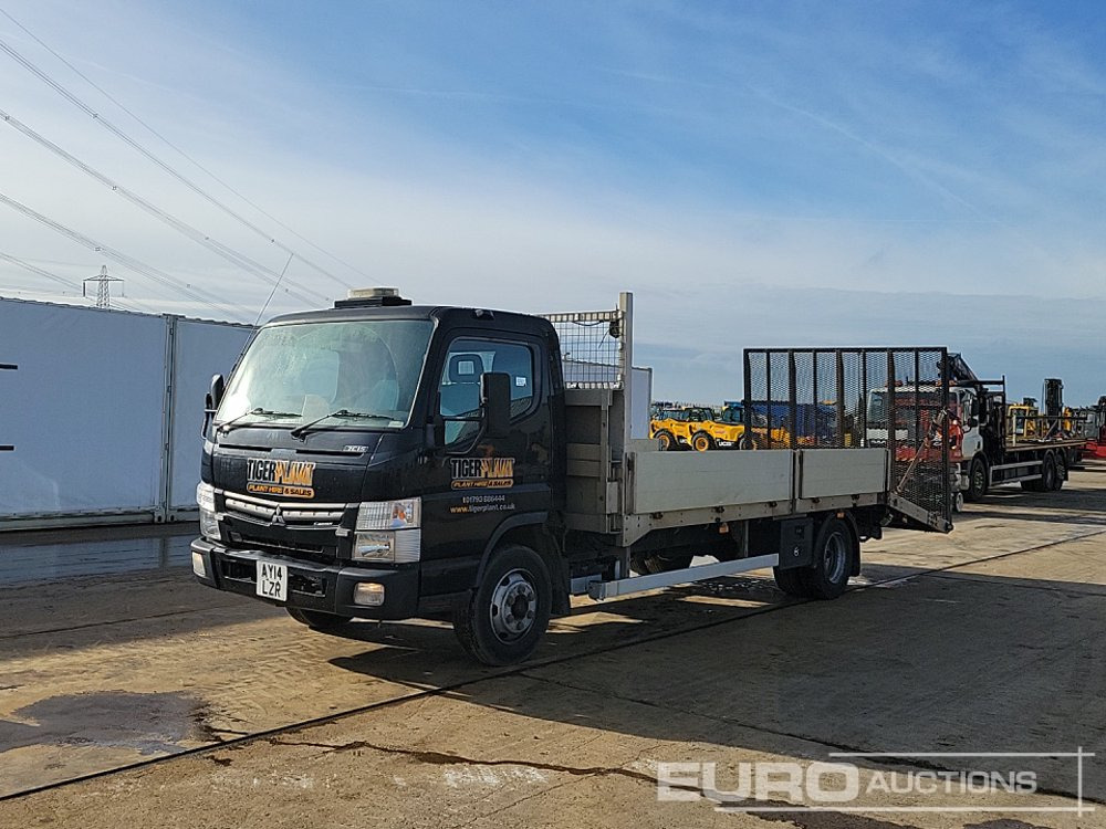 Mitsubishi Canter 7C15 - شاحنات مسطحة: صور 1 Mitsubishi Canter 7C15 - شاحنات مسطحة: صور 1