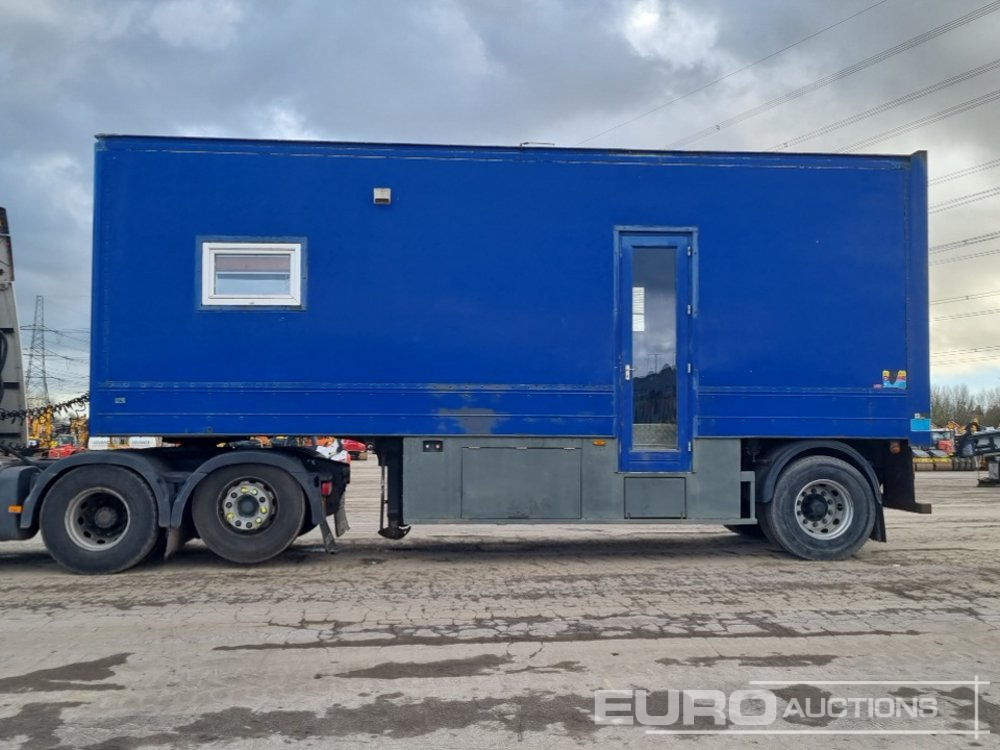 Montracon Single Axle Showroom Trailer - بصندوق مغلق نصف مقطورة: صور 2 Montracon Single Axle Showroom Trailer - بصندوق مغلق نصف مقطورة: صور 2