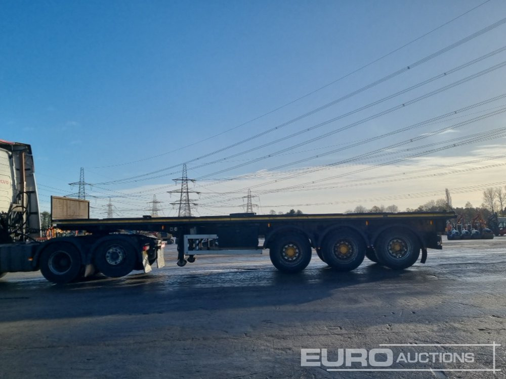 Montracon Tri Axle Flat Bed Trailer, Twist Locks - نصف مقطورة مسطحة: صور 2 Montracon Tri Axle Flat Bed Trailer, Twist Locks - نصف مقطورة مسطحة: صور 2