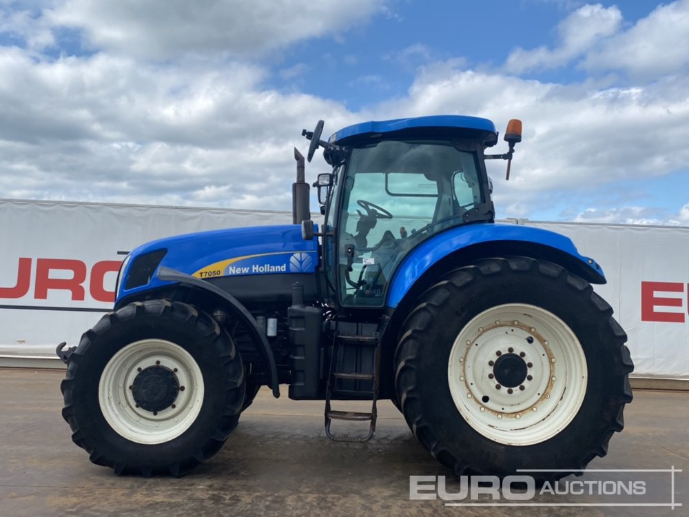 New Holland T7050 - جرار: صور 3 New Holland T7050 - جرار: صور 3