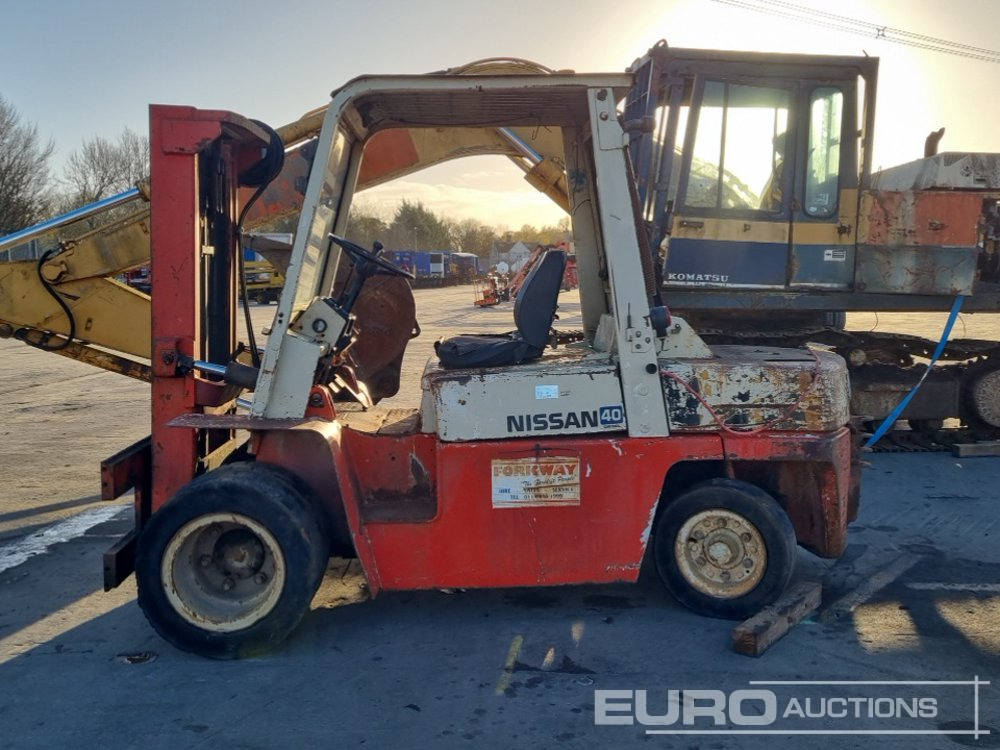 Nissan YGF03A40TU - رافعة شوكية ديزل: صور 2 Nissan YGF03A40TU - رافعة شوكية ديزل: صور 2