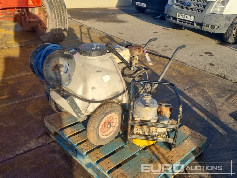 Plastic Water Bowser, Honda Pressure Washer - ماكينة غسيل ضغط عالي: صور 5 Plastic Water Bowser, Honda Pressure Washer - ماكينة غسيل ضغط عالي: صور 5
