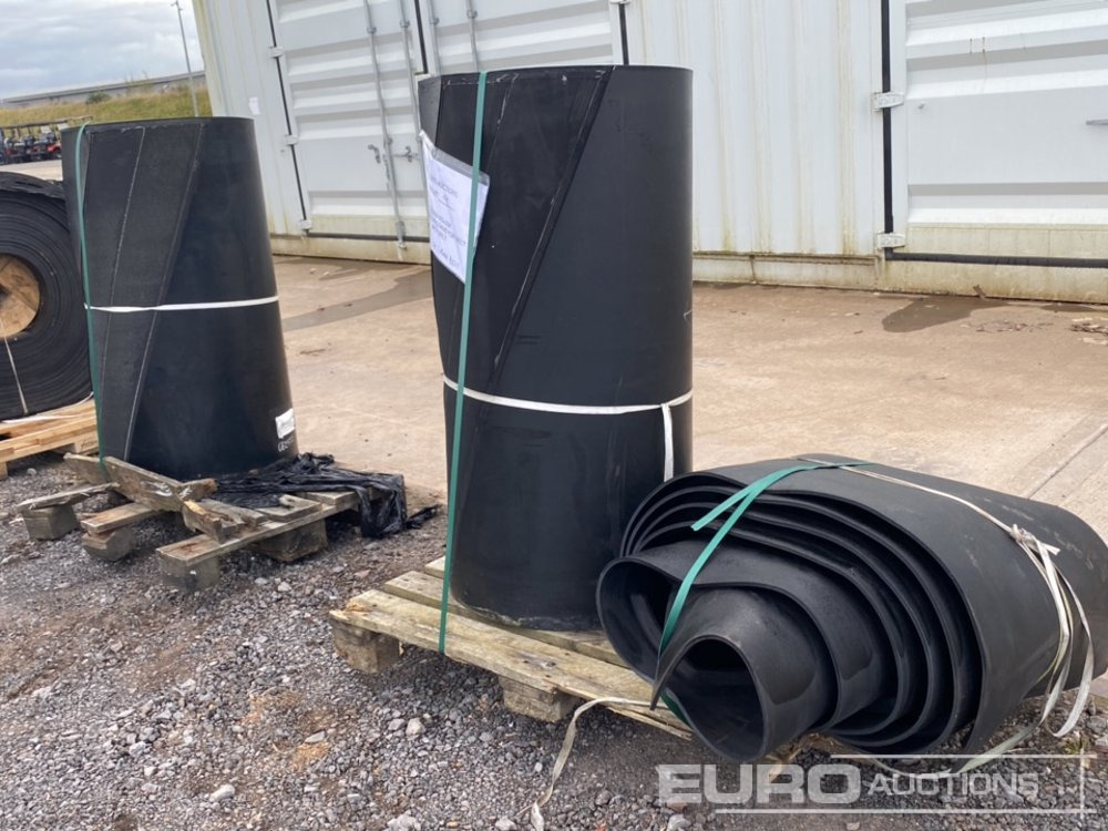 Roll of Conveyor Belt (3 of) - معدات البناء: صور 2 Roll of Conveyor Belt (3 of) - معدات البناء: صور 2