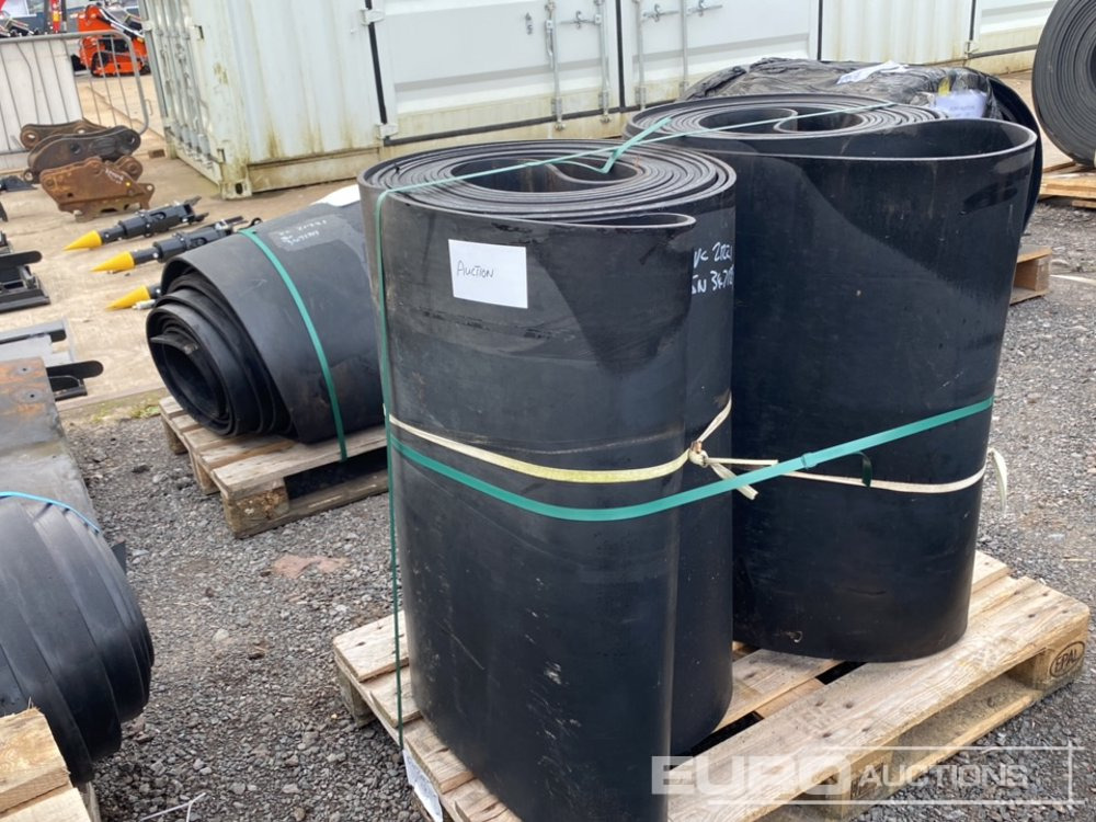 Roll of Conveyor Belt (3 of) - معدات البناء: صور 3 Roll of Conveyor Belt (3 of) - معدات البناء: صور 3