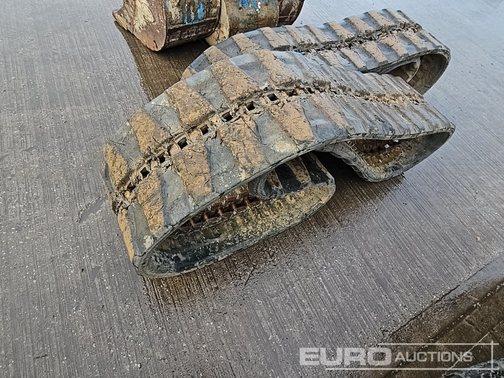 Rubber Track to suit Komatsu PC55 (2 of) - مسارات للحفارات - آلات البناء: صور 5 Rubber Track to suit Komatsu PC55 (2 of) - مسارات للحفارات - آلات البناء: صور 5