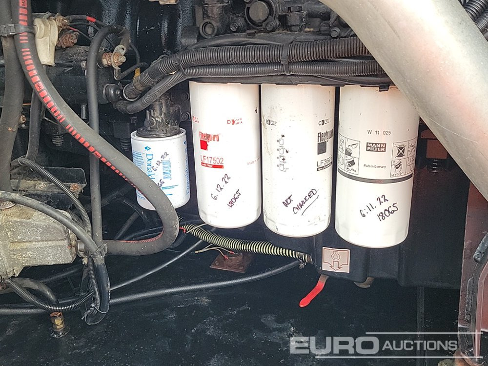 مجموعة المولدات SDMO 330kVA Generator, Volvo Engine: صور 21 مجموعة المولدات SDMO 330kVA Generator, Volvo Engine: صور 21