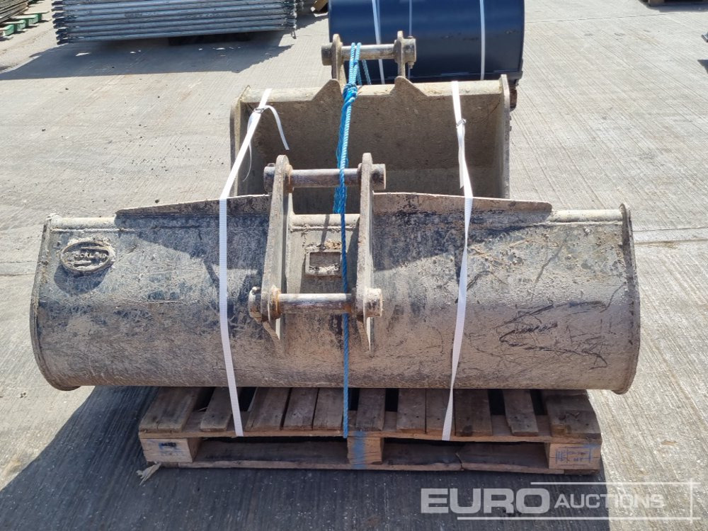 Strickland 60" Ditching, 36" Digging Bucket 45mm Pin to suit 4-6 Ton Excavator - بكت: صور 4 Strickland 60" Ditching, 36" Digging Bucket 45mm Pin to suit 4-6 Ton Excavator - بكت: صور 4