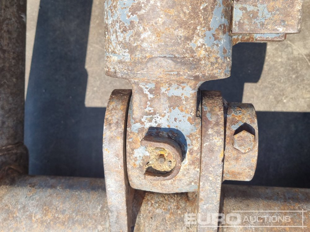 حفارة مصغرة Takeuchi TB135: صور 38