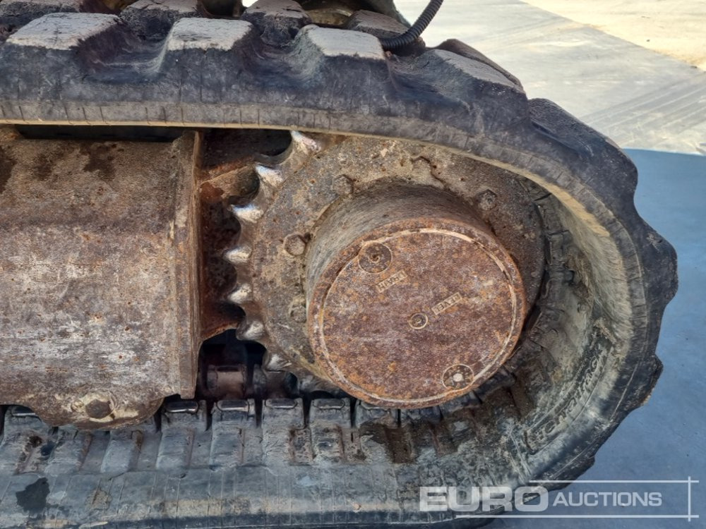 حفارة مصغرة Takeuchi TB135: صور 12