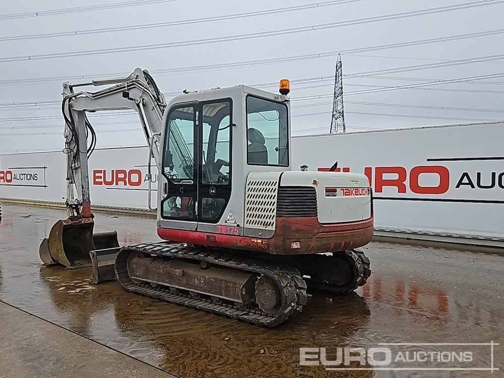 Takeuchi TB175 - حفارة مصغرة: صور 3 Takeuchi TB175 - حفارة مصغرة: صور 3