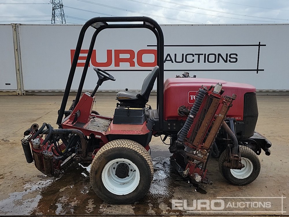 Toro Reelmaster 6700-D - جزازة المروج: صور 2 Toro Reelmaster 6700-D - جزازة المروج: صور 2