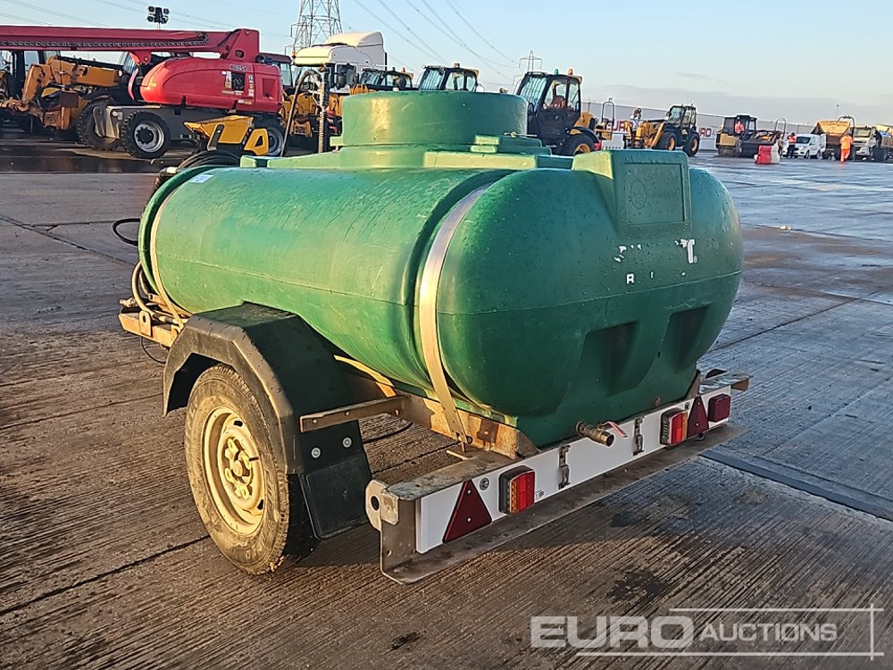 Trailer Engineering SinglecAxle Plastic Water Bowser, Yanmar Pressure Washer - ماكينة غسيل ضغط عالي: صور 3 Trailer Engineering SinglecAxle Plastic Water Bowser, Yanmar Pressure Washer - ماكينة غسيل ضغط عالي: صور 3