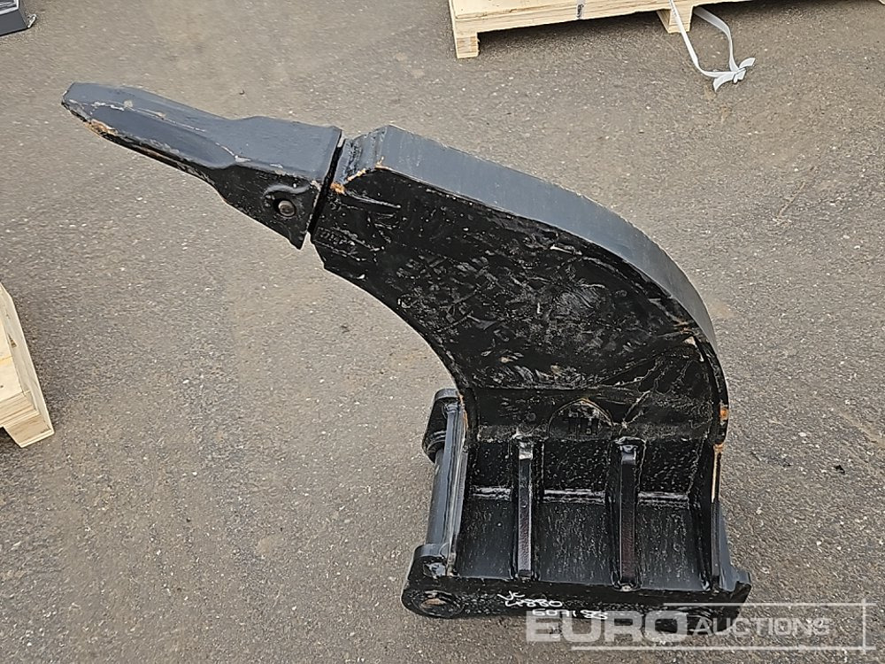 Unused 2024 Hardlife Ripper 65mm Pin to suit 13 Ton Excavator - بكت: صور 2 Unused 2024 Hardlife Ripper 65mm Pin to suit 13 Ton Excavator - بكت: صور 2