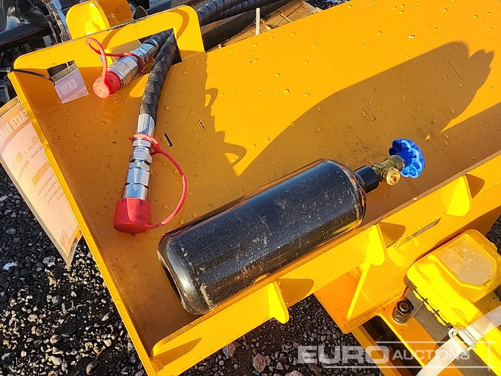 ملحقات - حفارة Unused 2025 AP680 Breaker to suit Skid Steer: صور 13