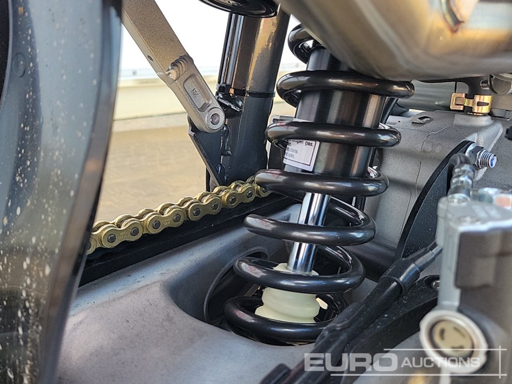 دراجة بخارية Unused 2025 Apollo Storm: صور 21