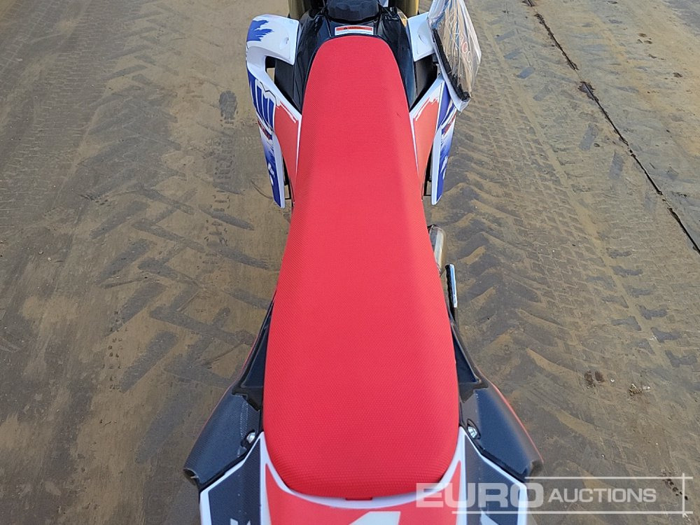 دراجة بخارية Unused 2025 Apollo Storm: صور 29