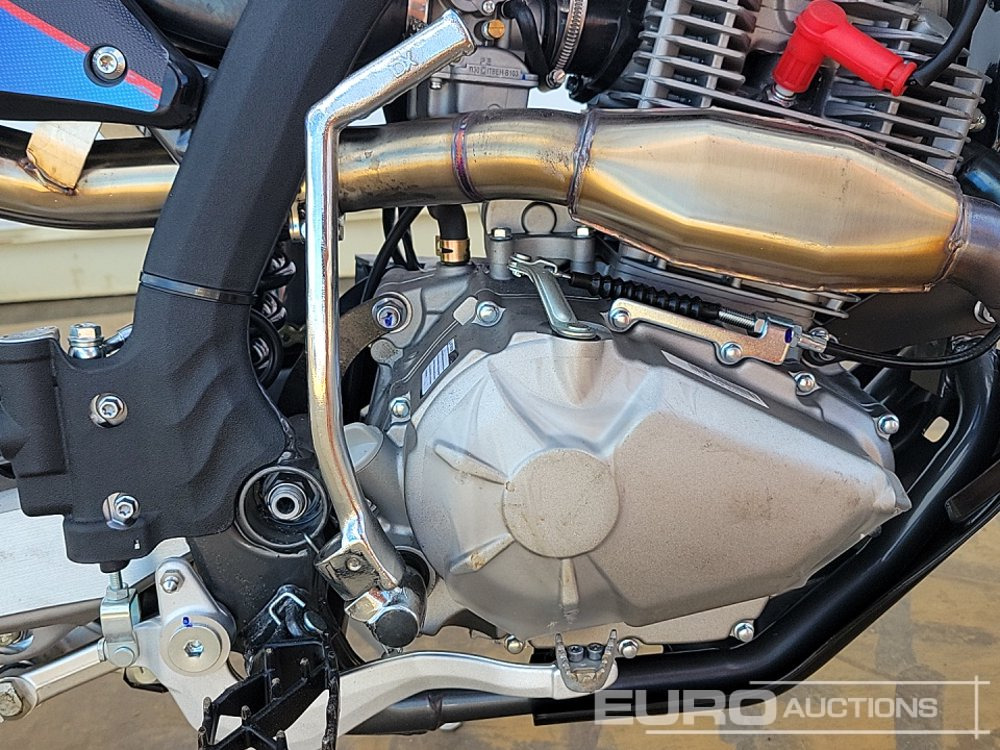 دراجة بخارية Unused 2025 Apollo Storm: صور 19