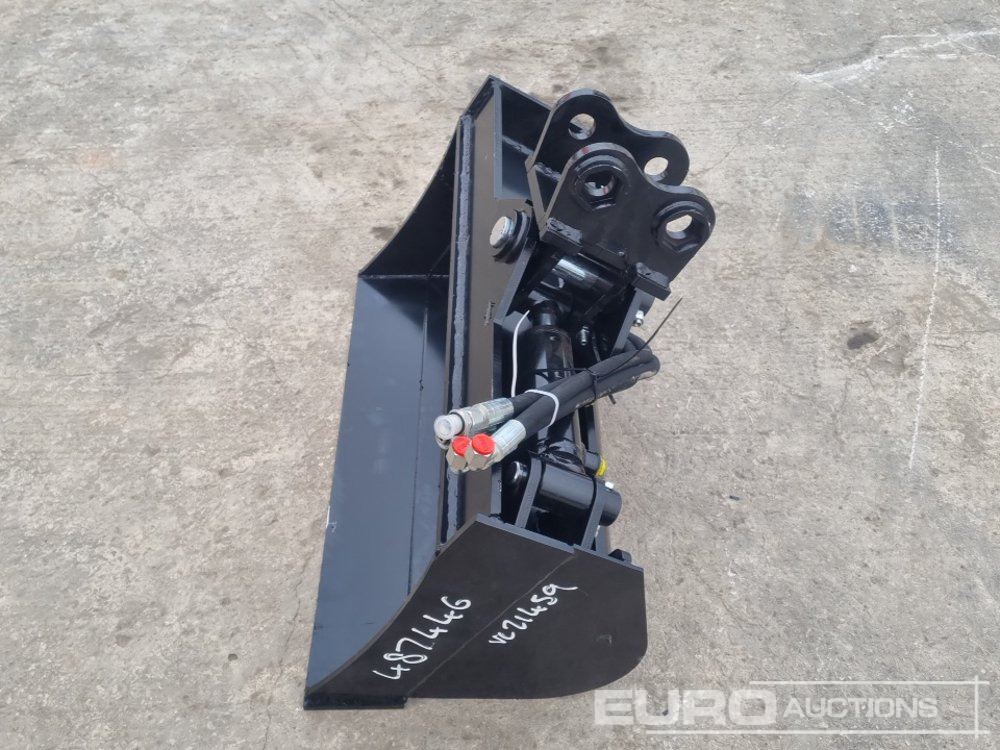 Unused 2025 Captok 24" Hydraulic Tilting Bucket 25mm Pin to suit Mini Excavator - بكت: صور 2 Unused 2025 Captok 24" Hydraulic Tilting Bucket 25mm Pin to suit Mini Excavator - بكت: صور 2