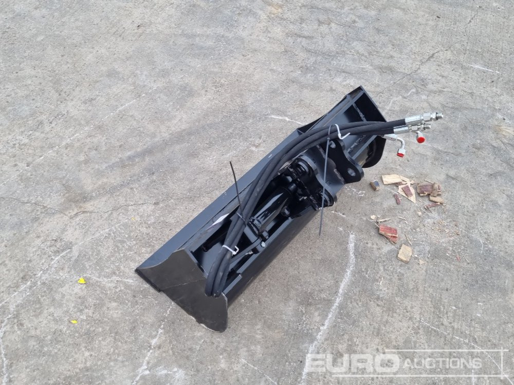Unused 2025 Captok 32" Hydraulic Tilting Bucket 25mm Pin to suit Mini Excavator - بكت: صور 3 Unused 2025 Captok 32" Hydraulic Tilting Bucket 25mm Pin to suit Mini Excavator - بكت: صور 3