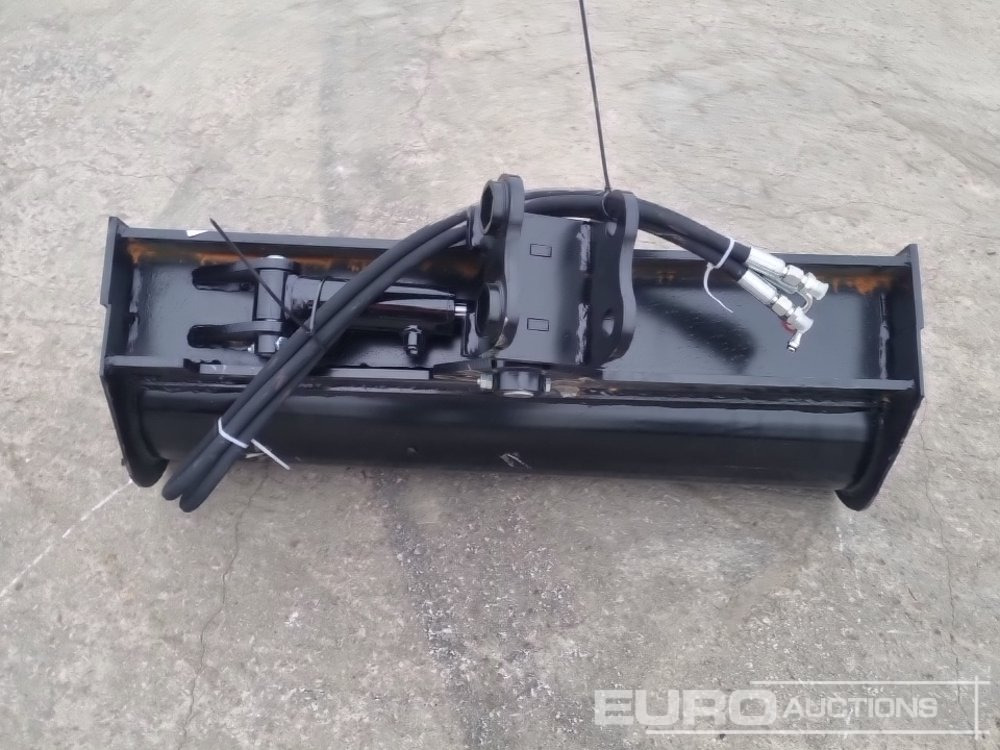 Unused 2025 Captok 32" Hydraulic Tilting Bucket 25mm Pin to suit Mini Excavator - بكت: صور 4 Unused 2025 Captok 32" Hydraulic Tilting Bucket 25mm Pin to suit Mini Excavator - بكت: صور 4