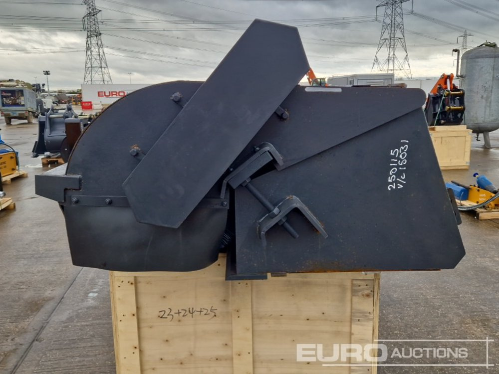 Unused 77" Hydraulic Sweeper Collector to suit Skidsteer Loader - معدات المناولة: صور 4 Unused 77" Hydraulic Sweeper Collector to suit Skidsteer Loader - معدات المناولة: صور 4