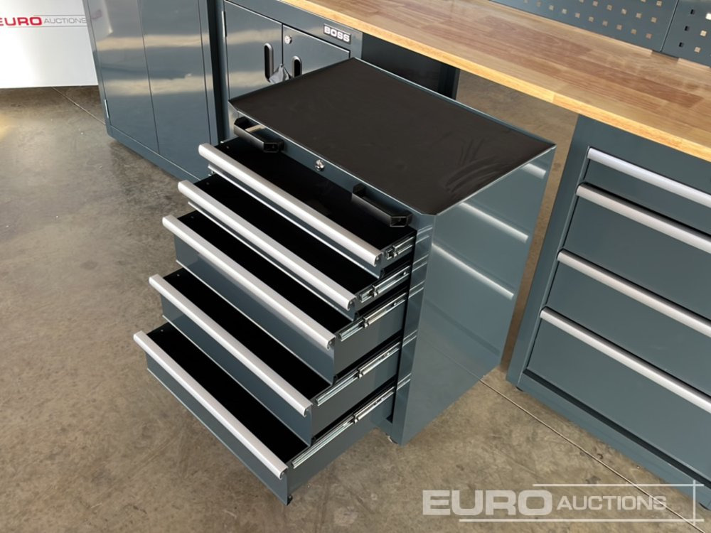 معدات البناء Unused Boss 2.6m 9 Drawer, 5 Cabinet Tool Station: صور 13