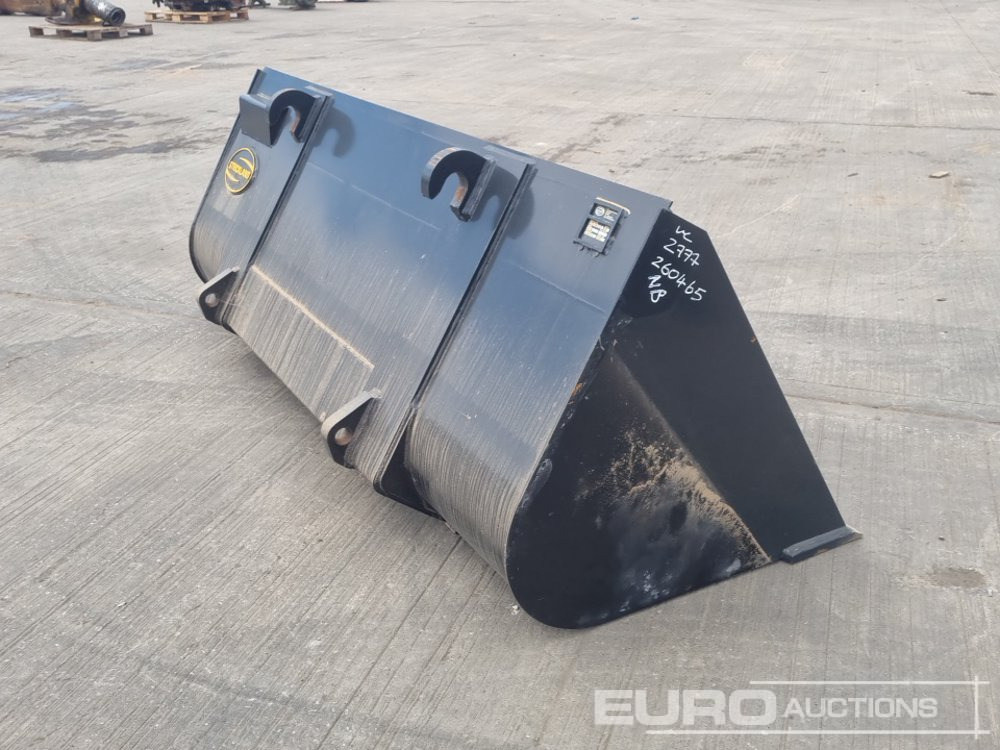Unused Strickland 90" Loading Bucket to suit JCB Telehandler - بكت: صور 5 Unused Strickland 90" Loading Bucket to suit JCB Telehandler - بكت: صور 5