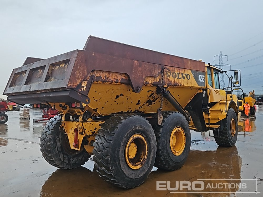 Volvo A25E - شاحنة مفصلية: صور 5 Volvo A25E - شاحنة مفصلية: صور 5