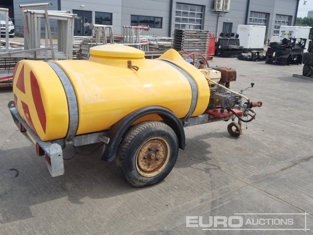 Western Trailers Single Axle Plastic Water Bowser, Honda Pressure Washer - ماكينة غسيل ضغط عالي: صور 5 Western Trailers Single Axle Plastic Water Bowser, Honda Pressure Washer - ماكينة غسيل ضغط عالي: صور 5