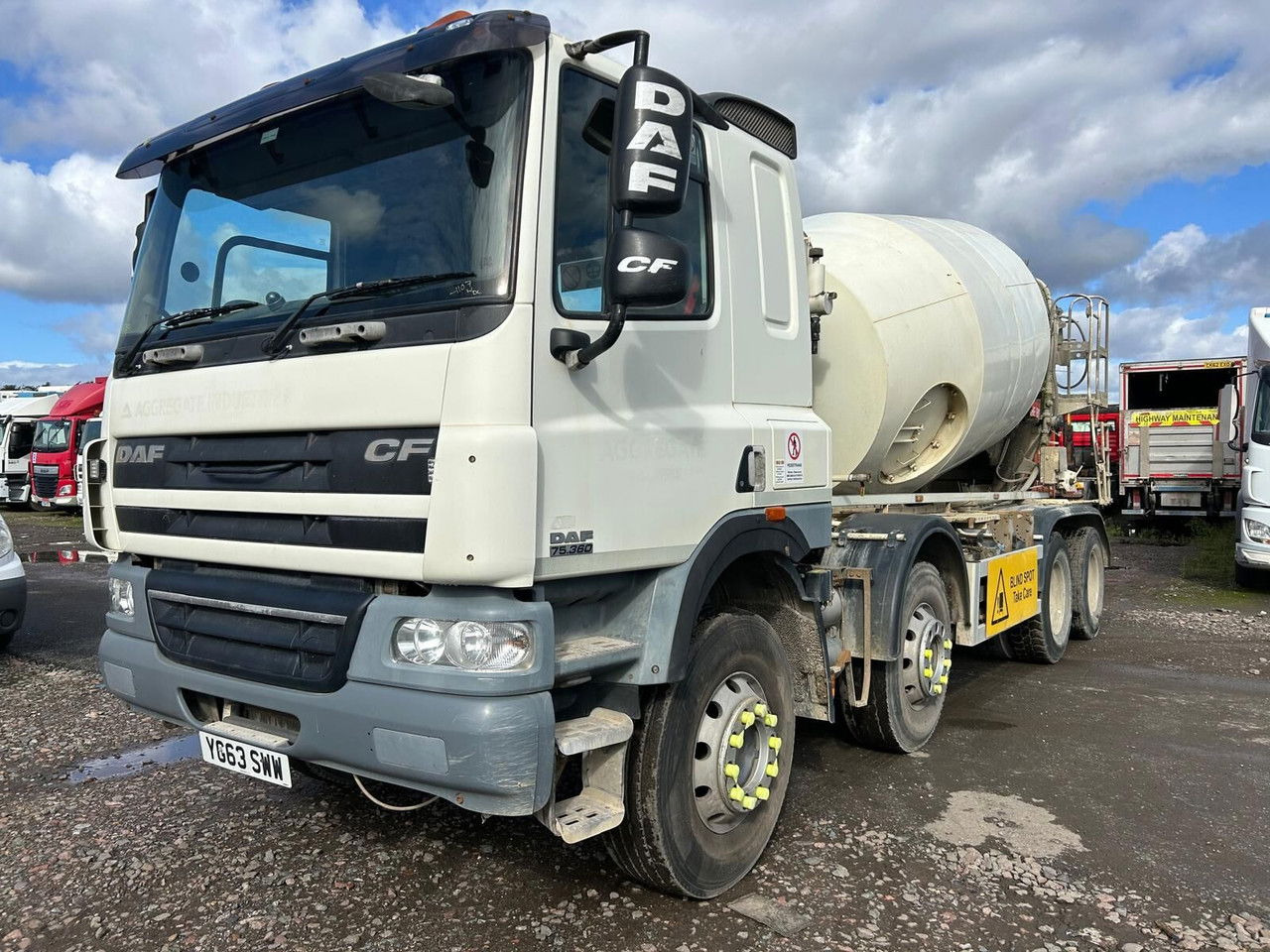 DAF CF 85.360 - شاحنة خلاطة خرسانة: صور 1 DAF CF 85.360 - شاحنة خلاطة خرسانة: صور 1