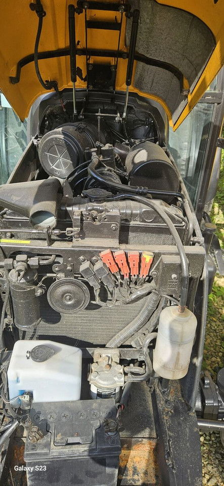 JCB 354 - جرار: صور 5 JCB 354 - جرار: صور 5
