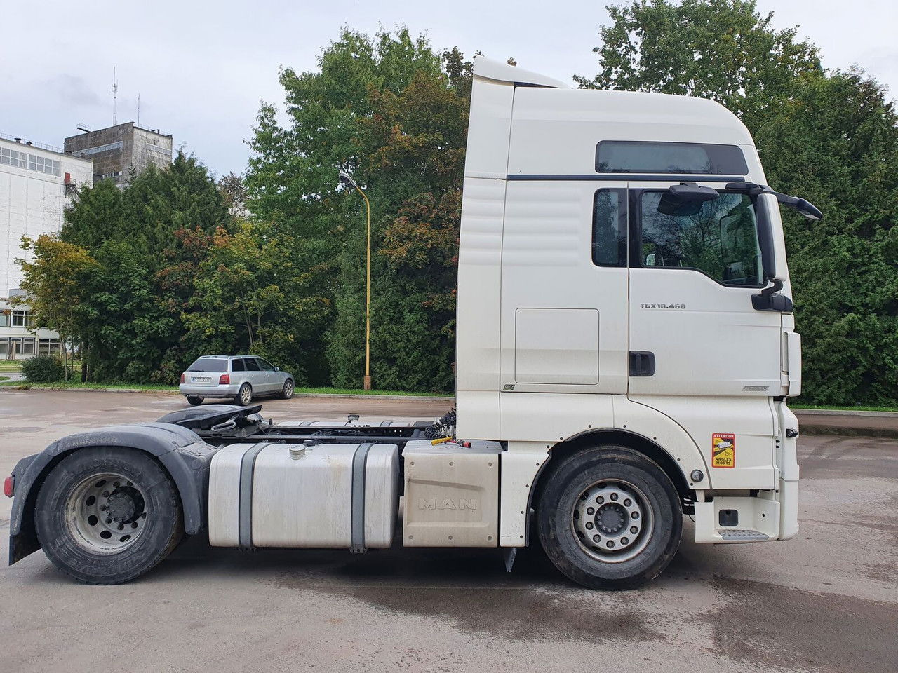 شاحنة جرار MAN TGA 18.460: صور 6
