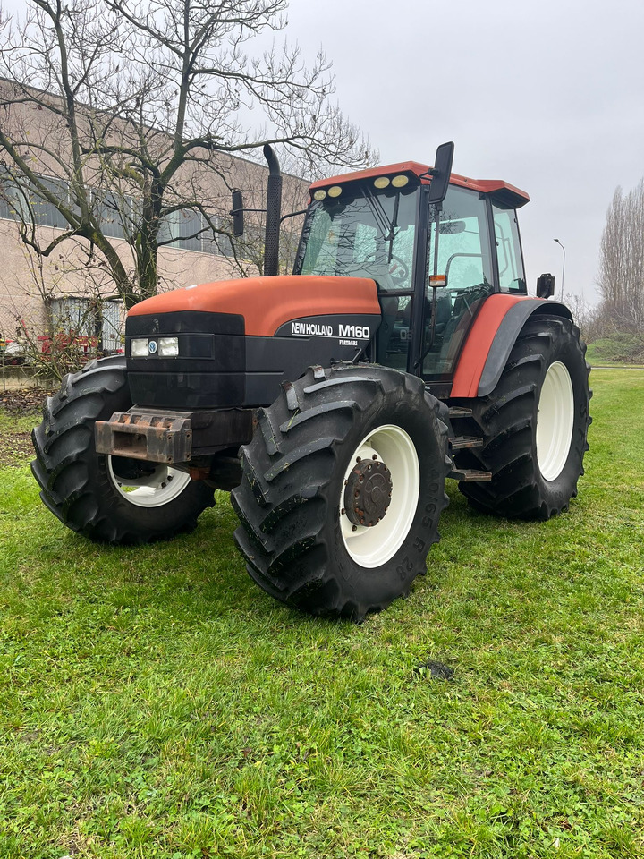 Trattore usato New Holland M160 - جرار: صور 1 Trattore usato New Holland M160 - جرار: صور 1