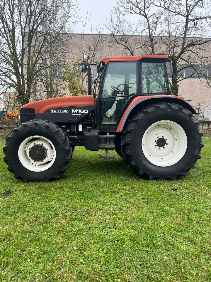 Trattore usato New Holland M160 - جرار: صور 2 Trattore usato New Holland M160 - جرار: صور 2