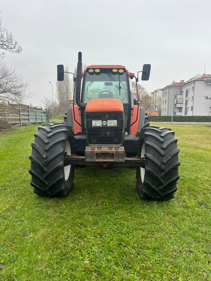 Trattore usato New Holland M160 - جرار: صور 4 Trattore usato New Holland M160 - جرار: صور 4