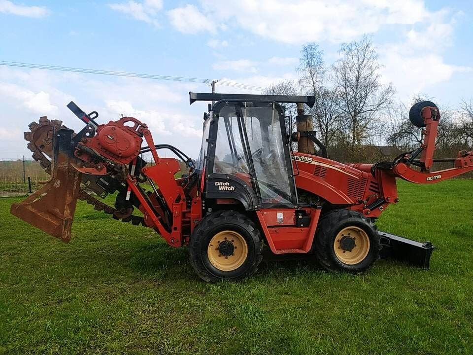 خندق‌کن Ditch-Witch Zahn R300: صور 12