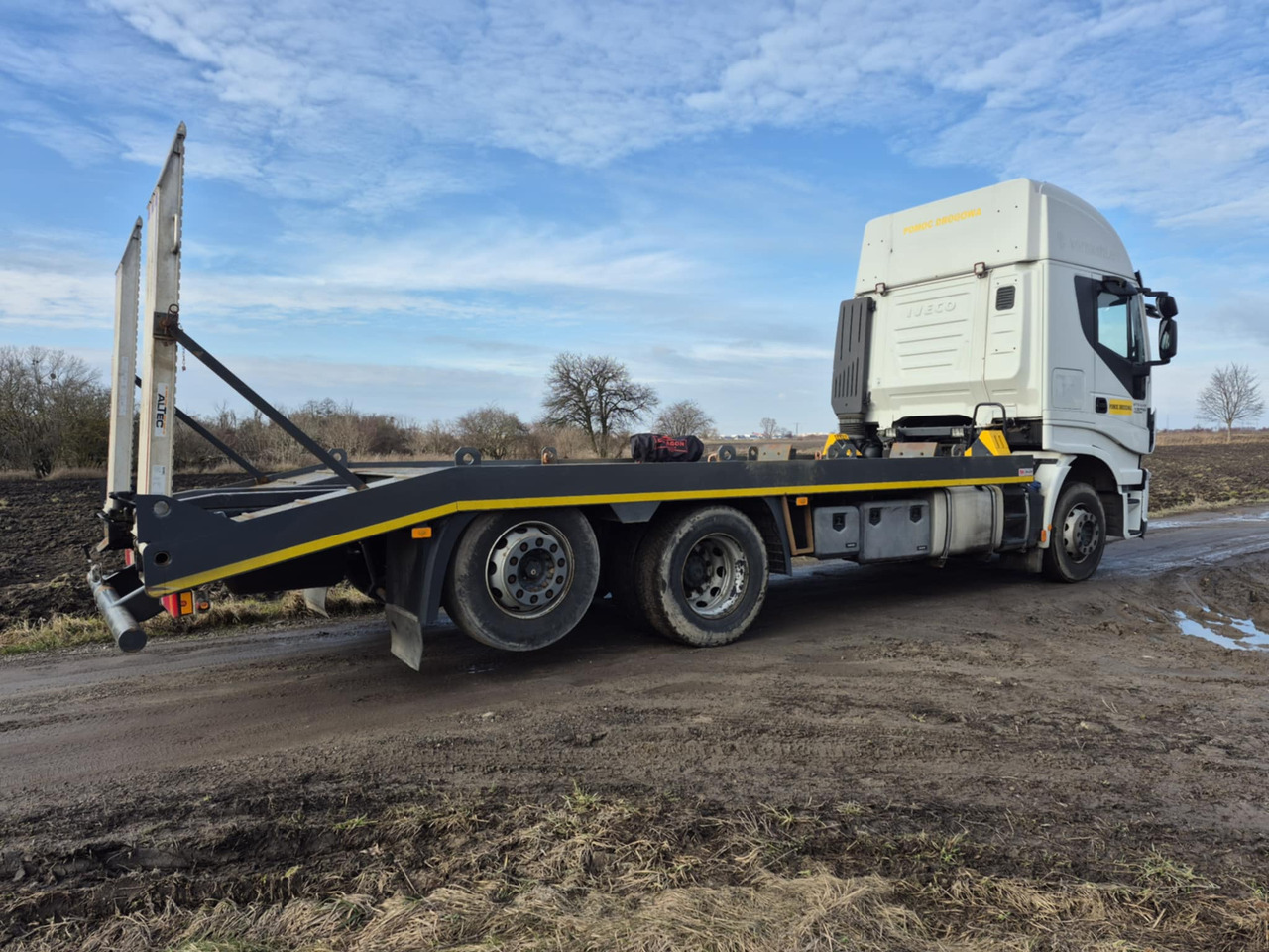 IVECO Stralis 420 - شاحنة نقل سيارات شاحنة: صور 3 IVECO Stralis 420 - شاحنة نقل سيارات شاحنة: صور 3