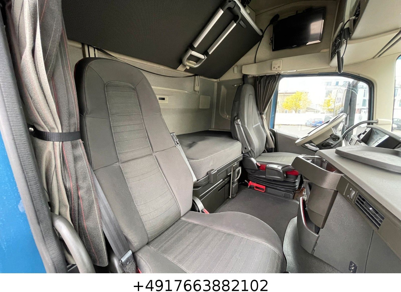 Volvo FH 420 Globetrotter Jumbo 120m3 - شاحنة ستارة: صور 5 Volvo FH 420 Globetrotter Jumbo 120m3 - شاحنة ستارة: صور 5