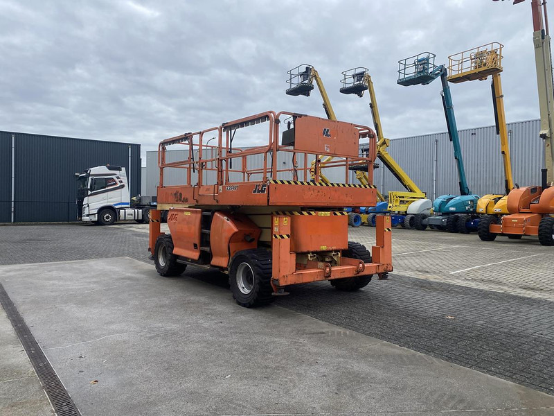 JLG 3394RT, Schaar hoogwerker, 4x4 - رافعات مقصية: صور 4 JLG 3394RT, Schaar hoogwerker, 4x4 - رافعات مقصية: صور 4