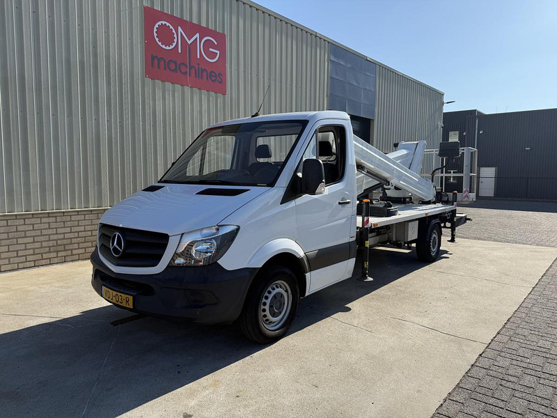Versalift VTX-240, Auto hoogwerker - مصاعد الازدهار محمولة على شاحنة: صور 2 Versalift VTX-240, Auto hoogwerker - مصاعد الازدهار محمولة على شاحنة: صور 2
