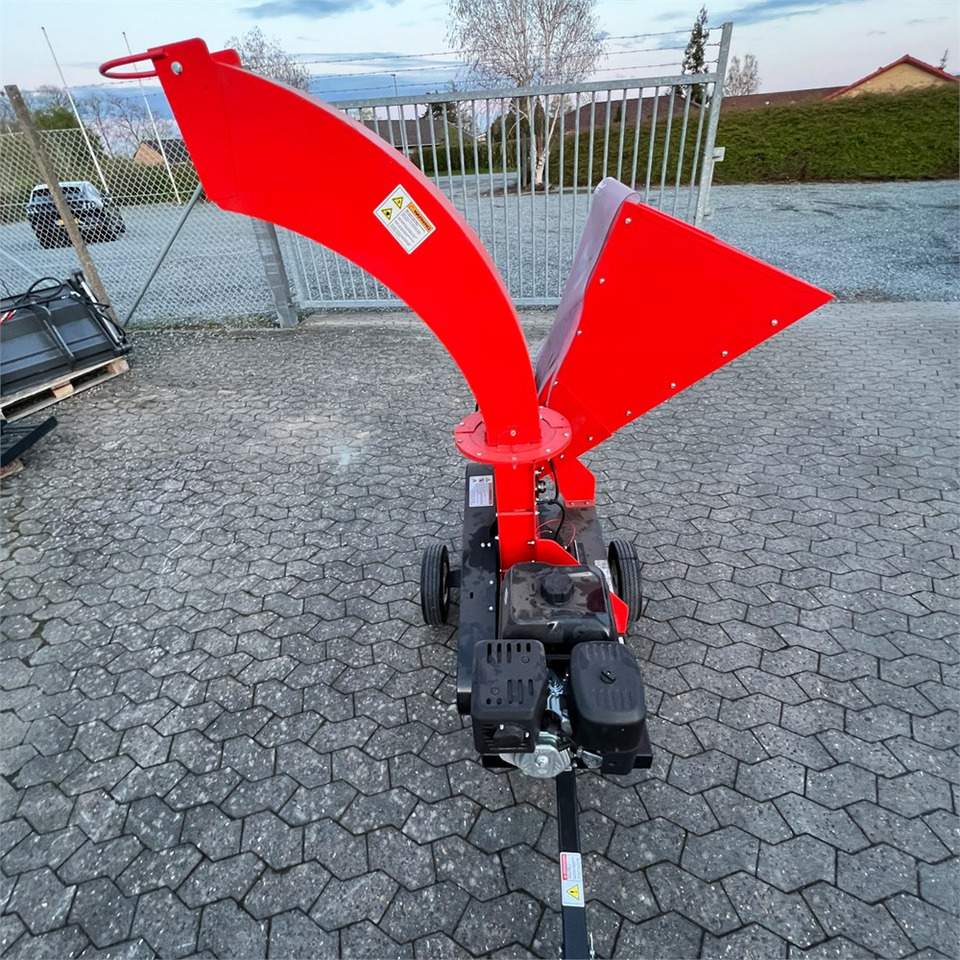ABC DR C600 Flishugger - ماكينة تقطيع الأغصان: صور 5 ABC DR C600 Flishugger - ماكينة تقطيع الأغصان: صور 5