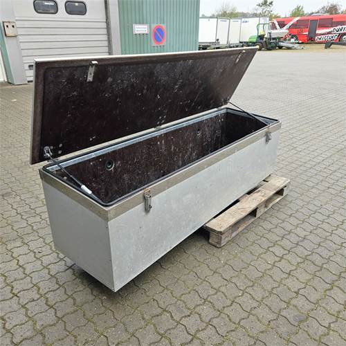 ABC Materialeskab til ladbil - الكابينة والداخلية - شاحنة: صور 1 ABC Materialeskab til ladbil - الكابينة والداخلية - شاحنة: صور 1