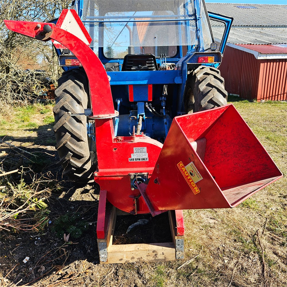 ABC WC-X5 PTO - ماكينة تقطيع الأغصان: صور 1 ABC WC-X5 PTO - ماكينة تقطيع الأغصان: صور 1