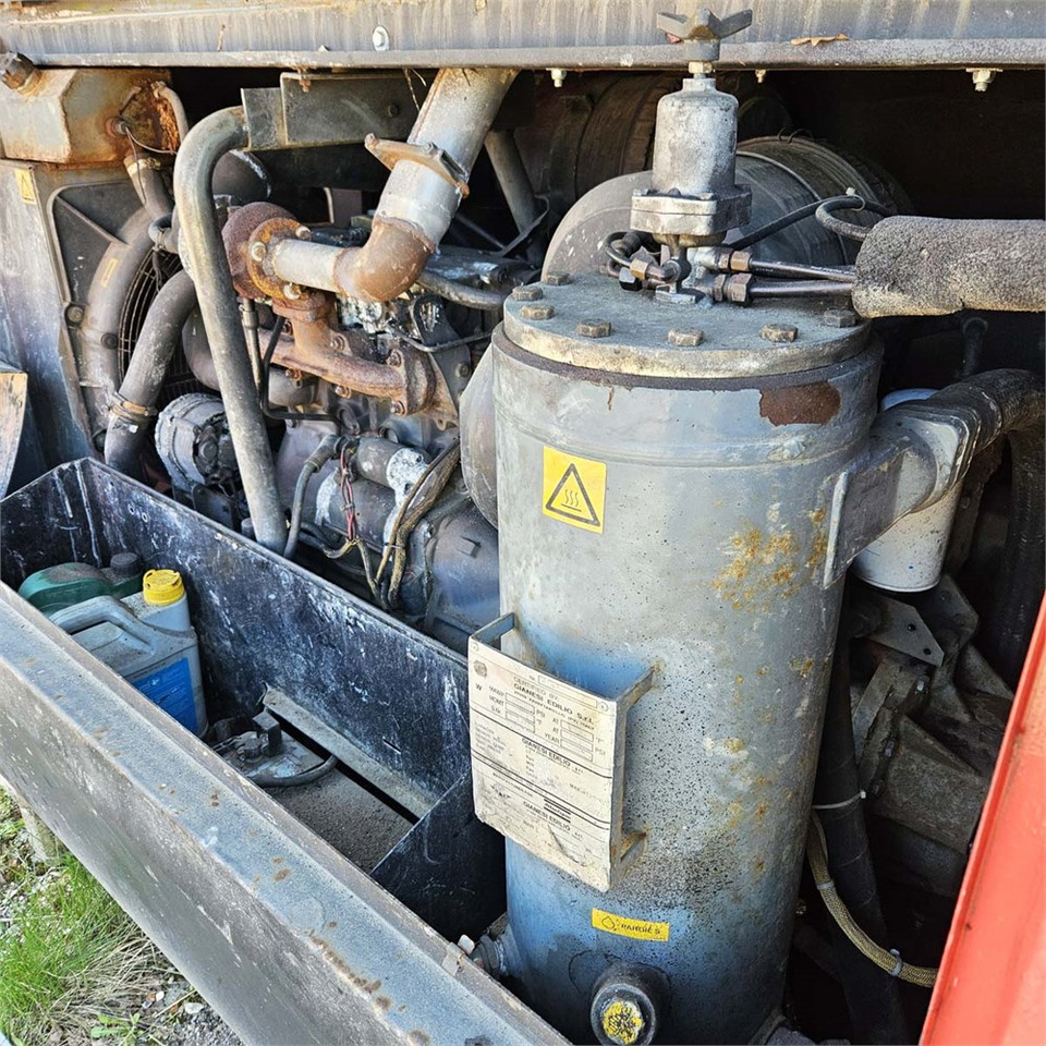 Atlas Copco XAS 146 - ضاغط الهواء: صور 4 Atlas Copco XAS 146 - ضاغط الهواء: صور 4