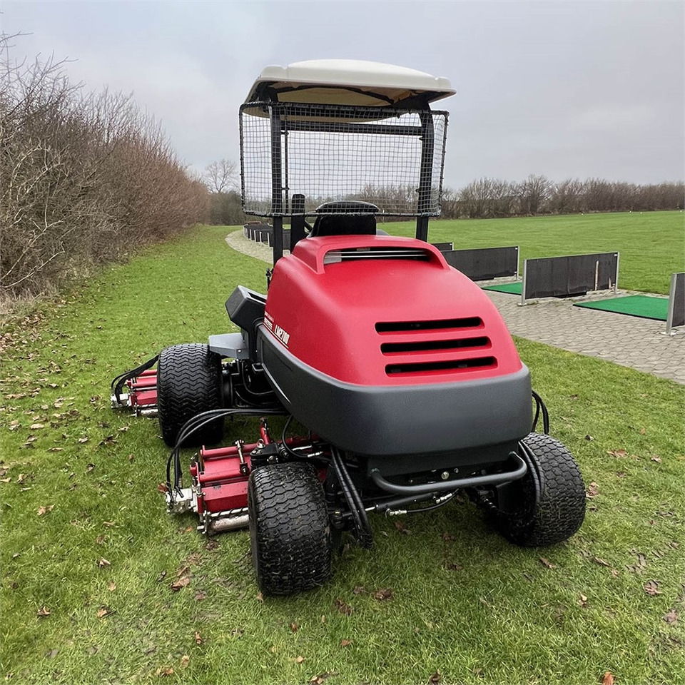 Baroness LM 2700 - جزازة المروج: صور 5 Baroness LM 2700 - جزازة المروج: صور 5