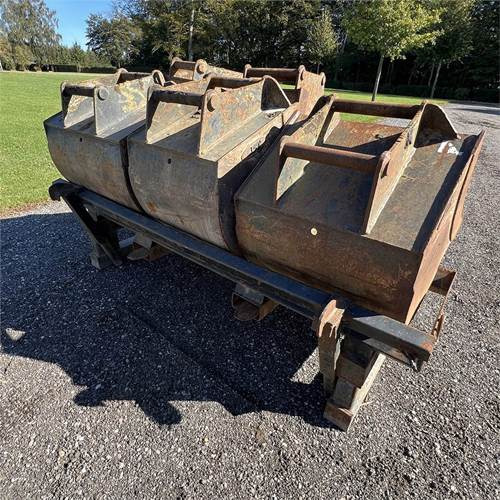 حفارة مصغرة Case CX90D: صور 46 حفارة مصغرة Case CX90D: صور 46